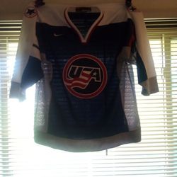 Team USA Nike Hockey Jersey ( Large)