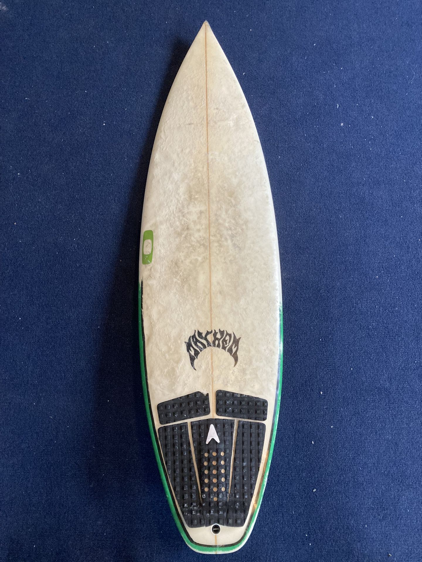 サーフィン・ボディボード MAYHEM 5.11 LOST MAYHEMサーフボード 5'11