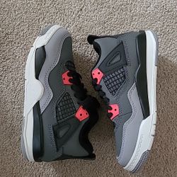 Air Jordan Retro 4 Size 11 Children 