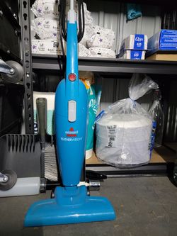 Bissell Featherweight 2033 Vacuum
