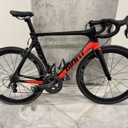 2017 57cm Giant Propel Ultegra + SLR Aero Wheels