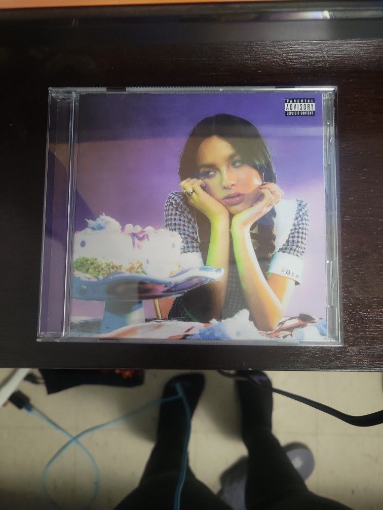 Olivia Rodrigo Sour Album CD