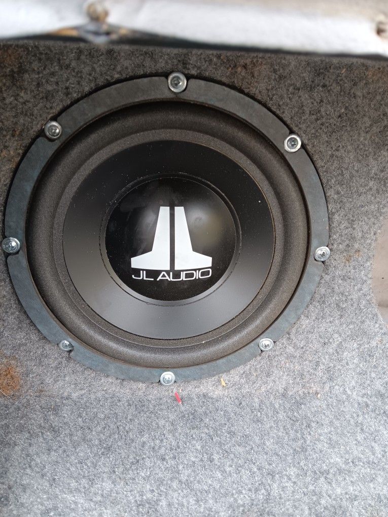 8" SUBWOOFER Jl AUDIO
