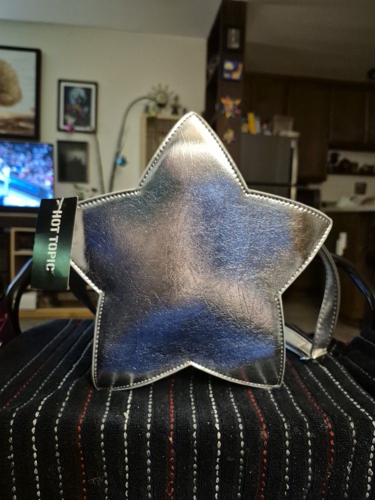 Nwt Hot Topic Star Crossbody