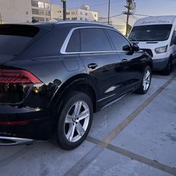 Audi Q8 2019 Mileage = 88000 Clean , Downtown Los Angeles 