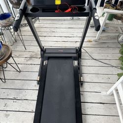 Treadmill 