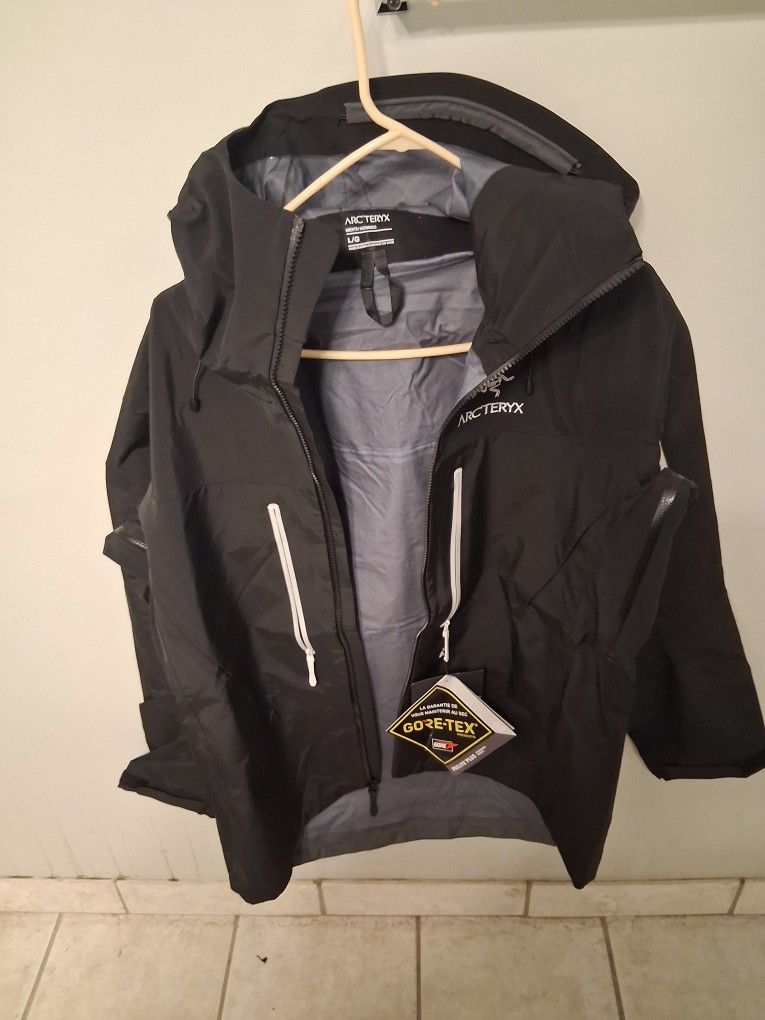 Arcteryx Alpha SV GORETEX MENS JACKET SIZE LARGE