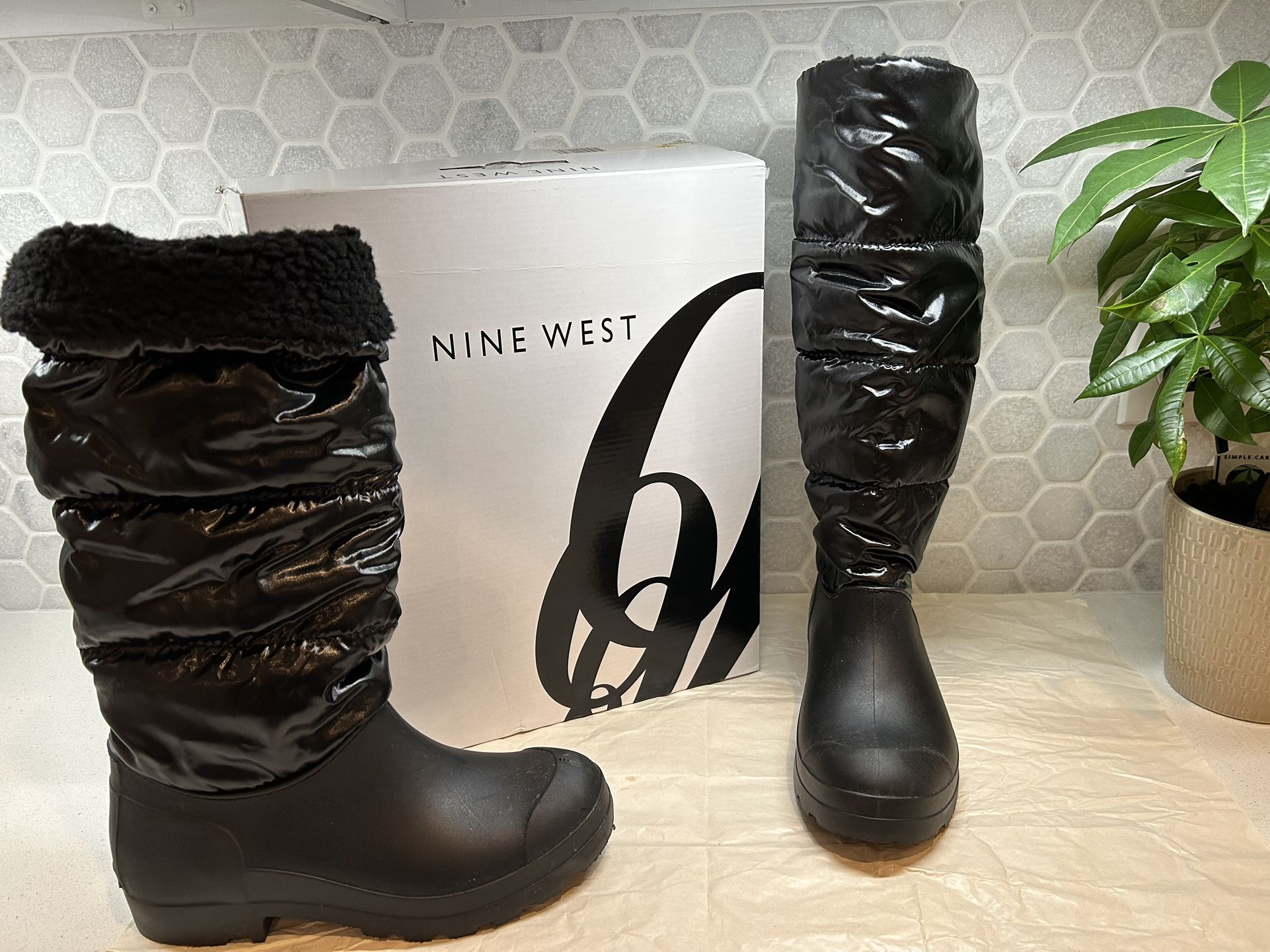 Boots - Nine West. Size 7