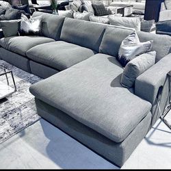 New💓Fog 3-Piece Modular Sectional Sofa By Ashley 🚨Easy Financing Available 