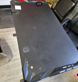 Gaming desk