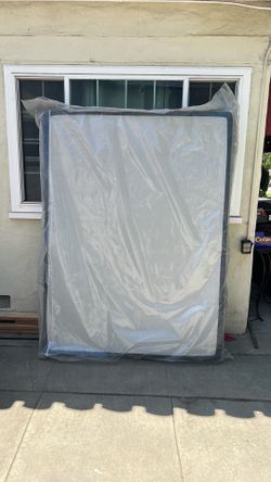 Queen size boxspring