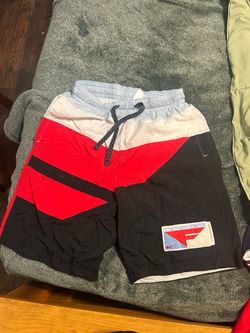 Men’s retro Nike shorts size medium