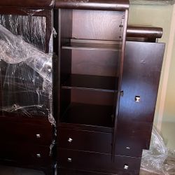 It’s A 3 Piece Furniture 