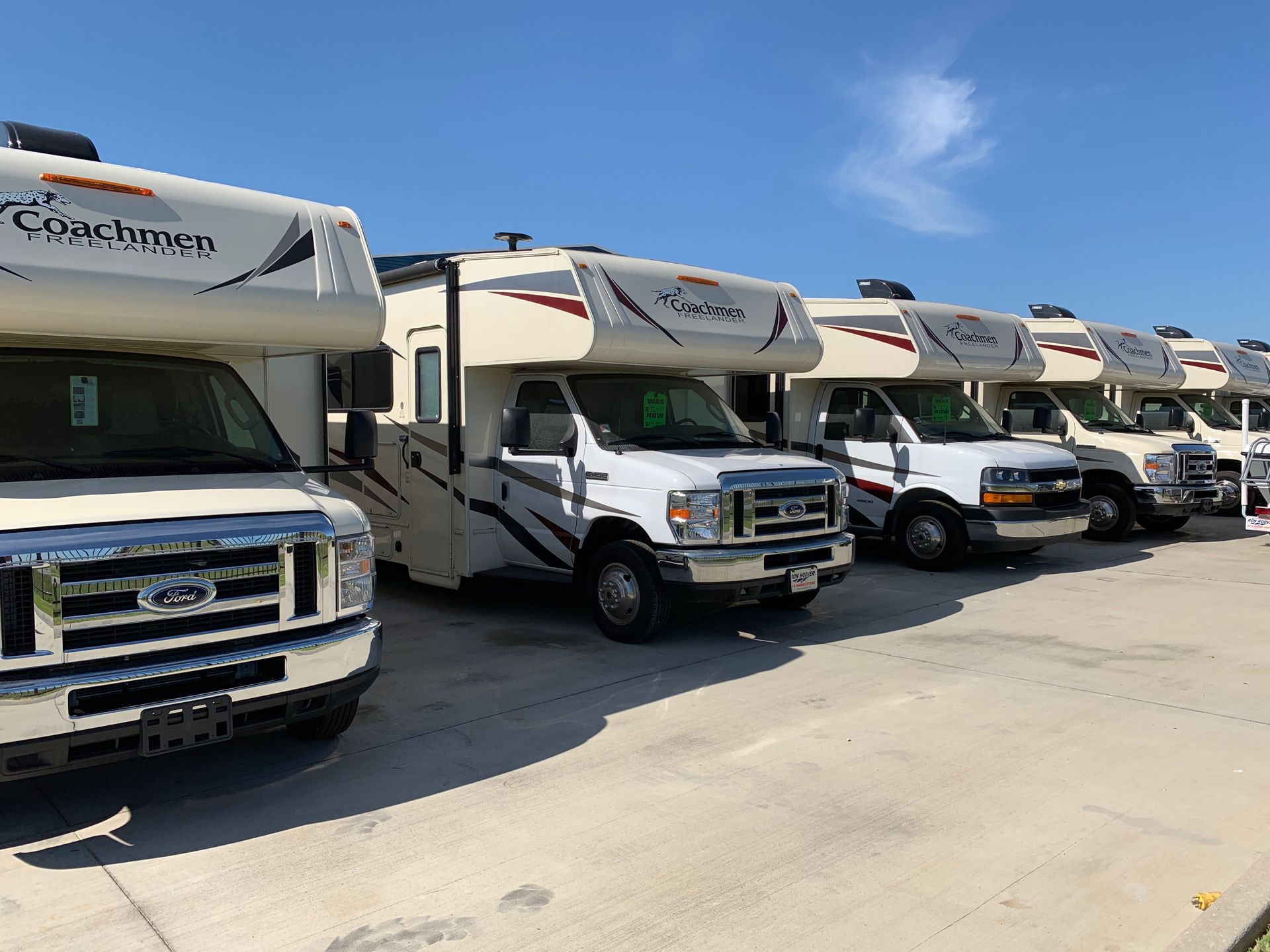 Brand new Class C motorhomes all on Clearance!