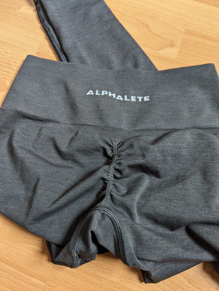 alphalete amplify size M for Sale in Phoenix, AZ - OfferUp