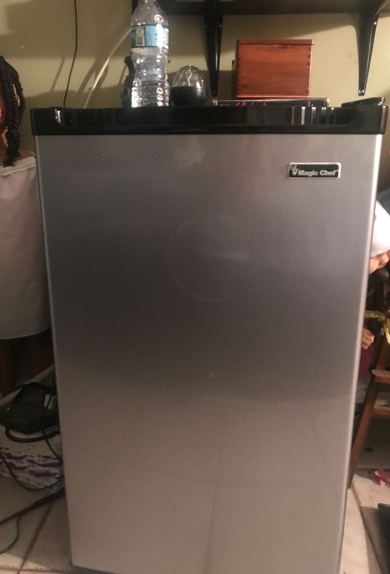 Magic chef refrigerator and freezer
