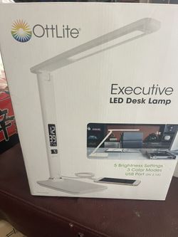 Executive LED Desk Lamp