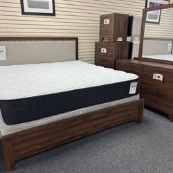New Queen Size BedroomSet Including All Pieces Except Mattress. Delivery & Set Up Available