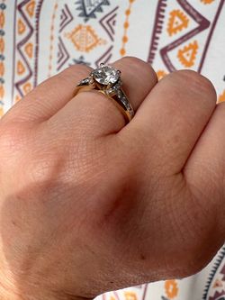 1 Carat Lab-Grown Diamond Engagement Ring – Solid 10K Gold – Size 6