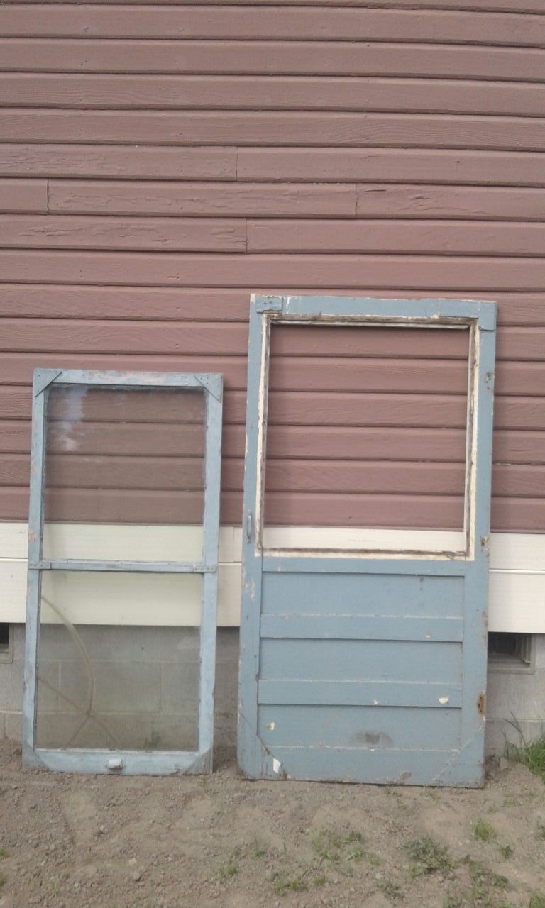 Vintage Farm House Pieces