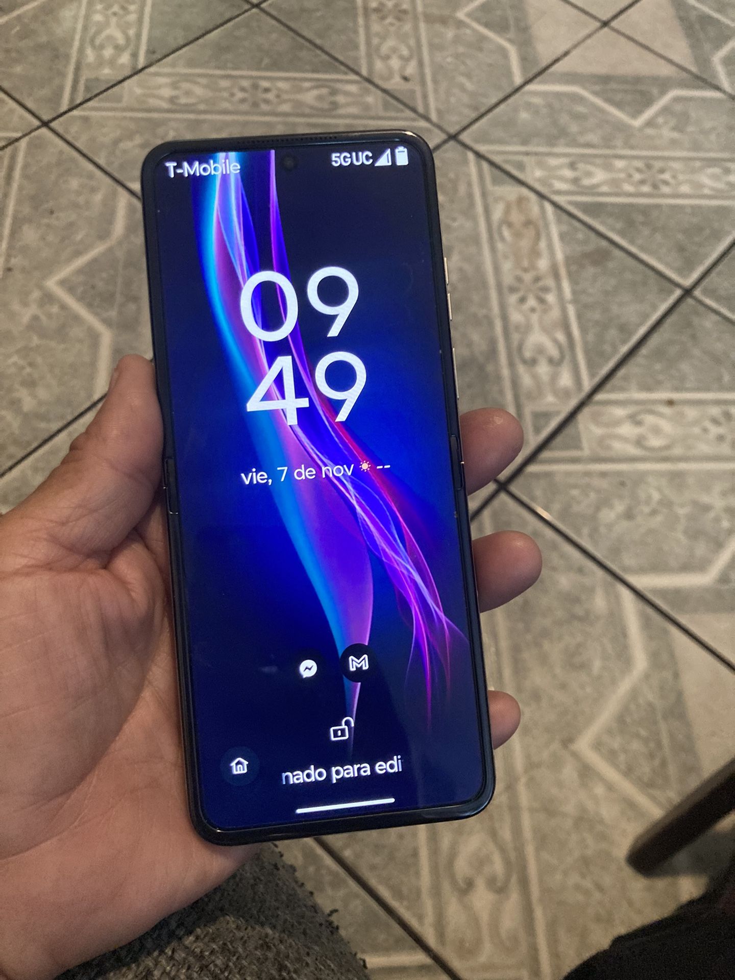 Moto Razor 2024. 128gb