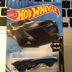 The Batman Batmobile Hot Wheels