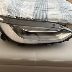 2016-2022 Tesla Model X OEM Headlight Right/ Passenger Side