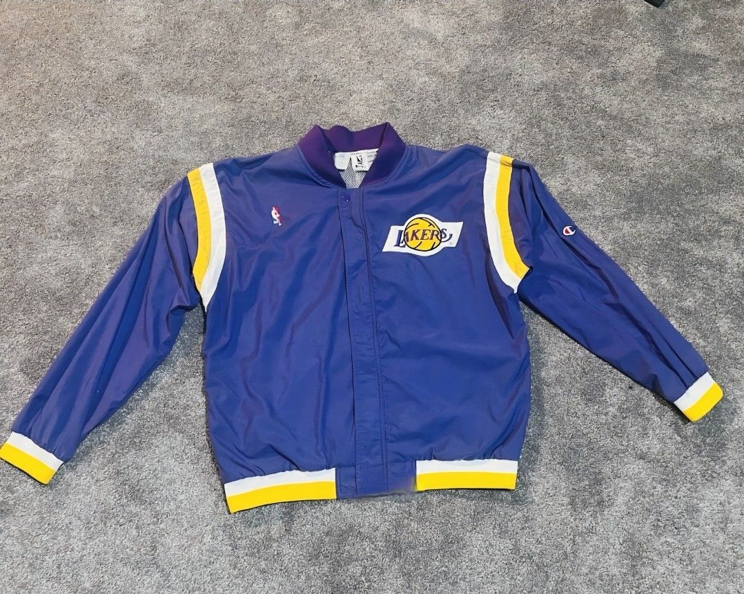 Vintage Lakers Jacket Size Medium