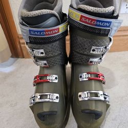 SALOMON ski boots MP 29.5. U S 11 