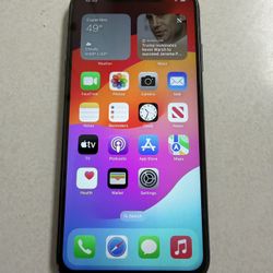 iPhone Xs Max unlocked to all carriers 