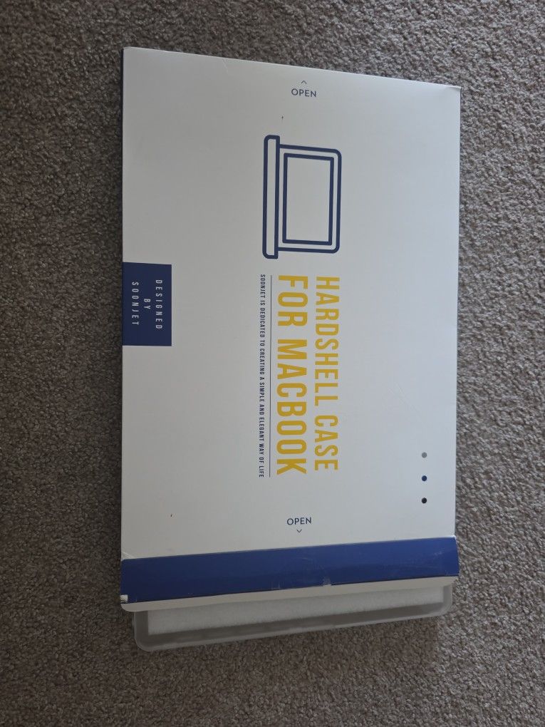 π» HardShell Case for MacBook β Brand New (Open Box) β¨