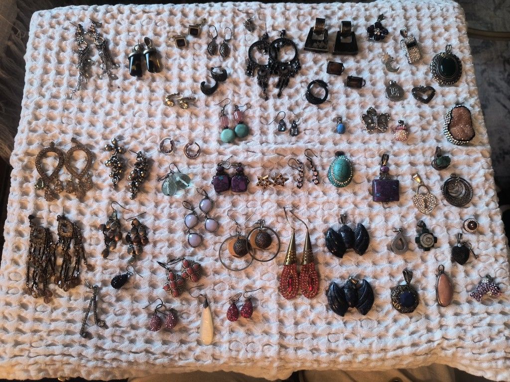 Earrings/ Pendants $5 Or Less