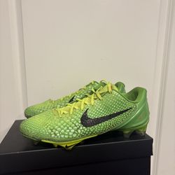 Kobe grinch cleats