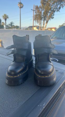 Doc Martens 80$