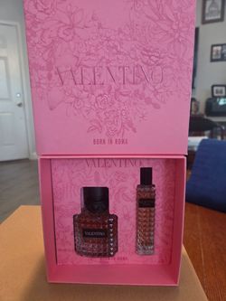 Valentino Born in Roma Perfume Gift Set