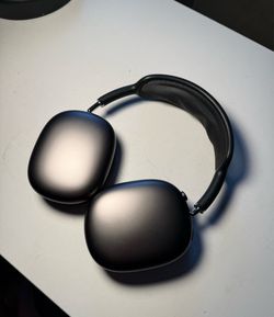 Apple Airpods Max First Gen