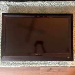 Vizio VL320M 32" LCD HDTV