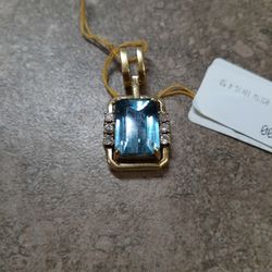DIAMOND  PENDANT  18K BLUE STONE   