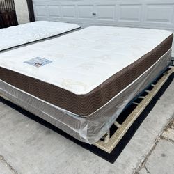 Queen size Mattress with box spring and metal frame- $150 FREE Delivery- READ Description 