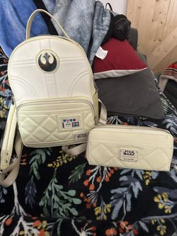 Loungefly Princess Leia Mini Backpack & wallet