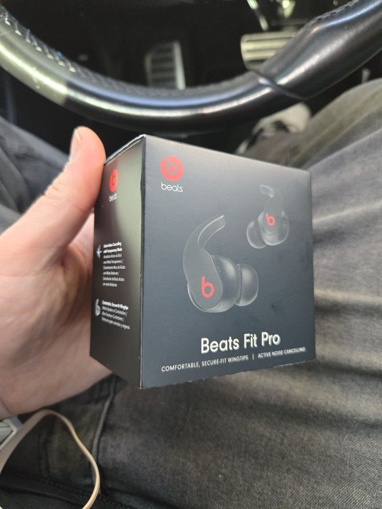 Beats Pro Fit/ NEVER Opened