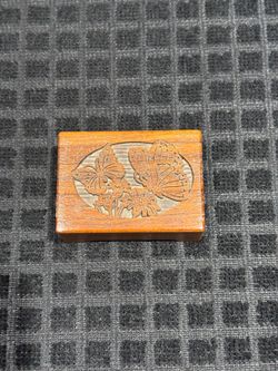 Vintage Lasercraft Miniature Wood Music Box Floral Butterfly ***WORKS