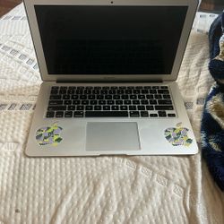 Apple MacBook Air 13 Inch 120 Gb