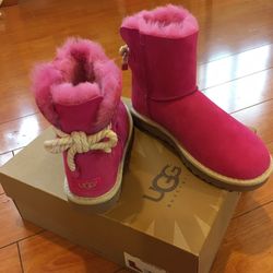 UGG 👢 Women 🥾 Boots