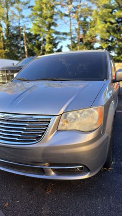 2013 Chrysler Town & Country