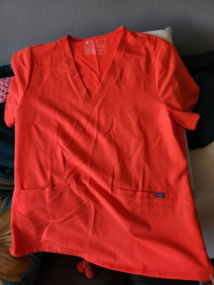 Various Figs Scrubs