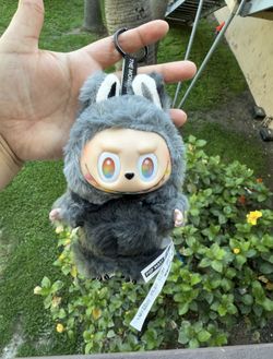 V3 Secret Labubu Replica