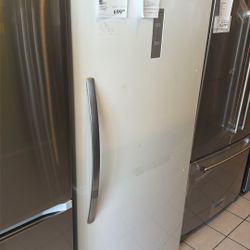 Frigidaire All Refrigerator ❄️❄️