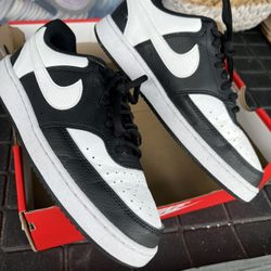 Nike Low Court Vision 7