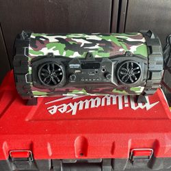 Headphone Jack Speaker